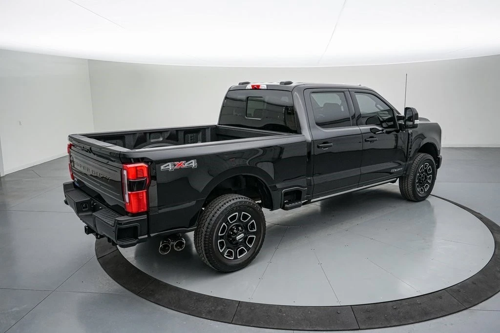 2025 Ford Super Duty 5th Gen - Image 5 of 21