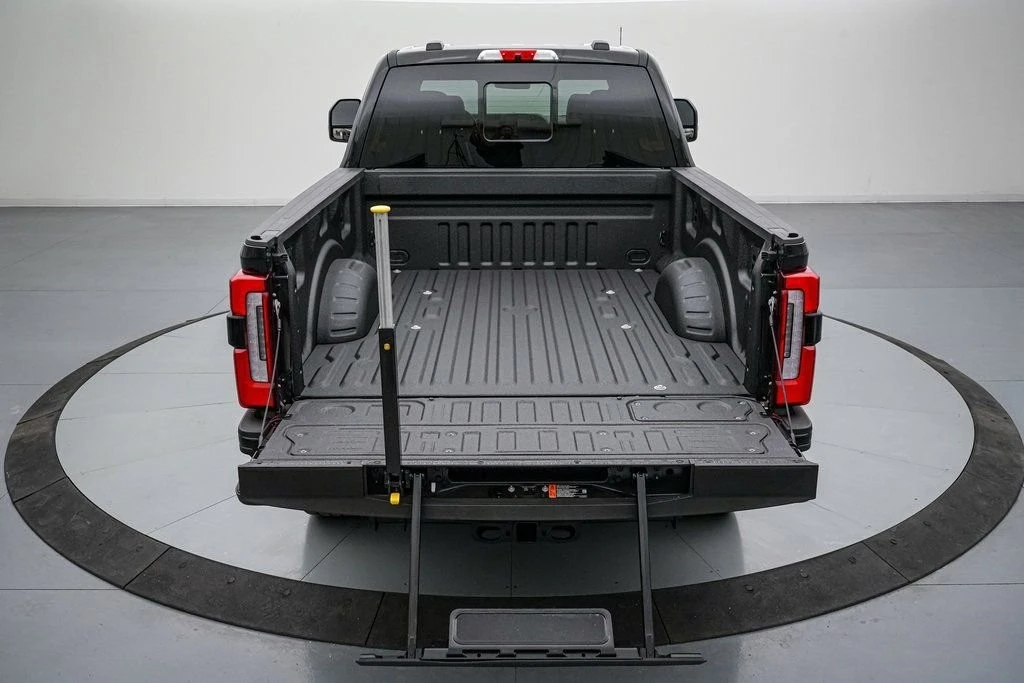 2025 Ford Super Duty 5th Gen - Image 7 of 21