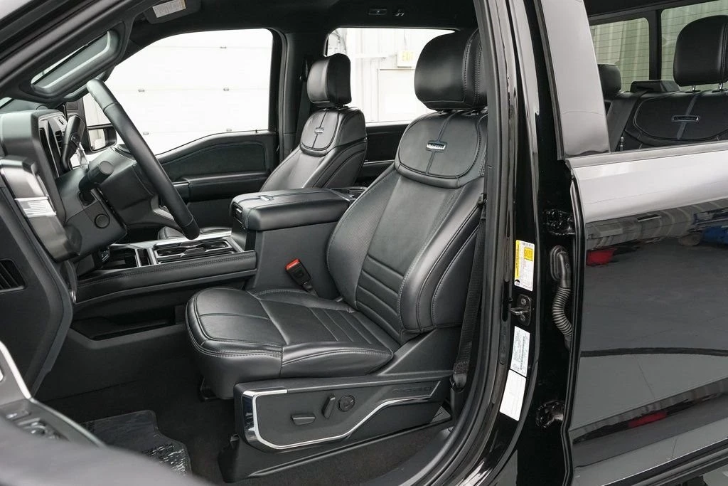 2025 Ford Super Duty 5th Gen - Image 14 of 21