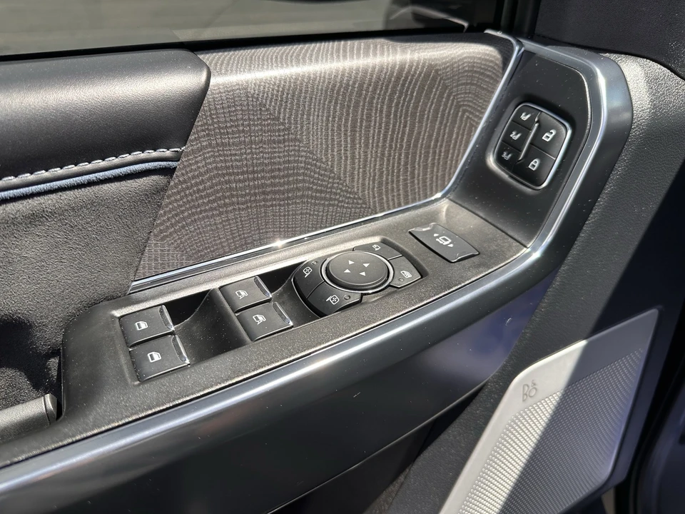 2025 Ford Super Duty 5th Gen - Image 19 of 31