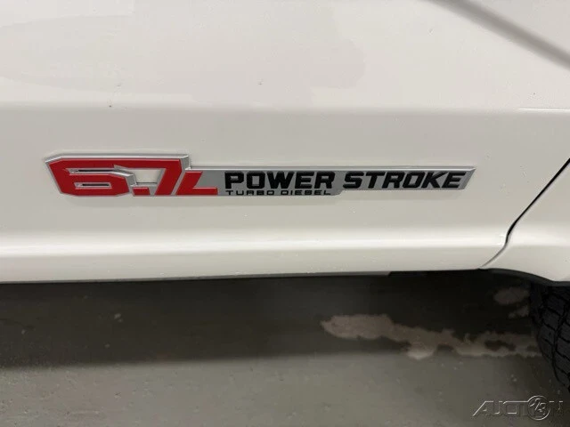 2025 Ford Super Duty 5th Gen - Image 5 of 12