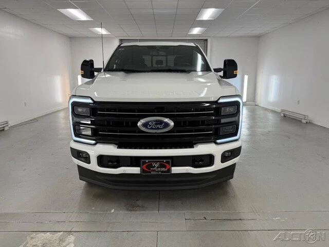 2025 Ford Super Duty 5th Gen - Image 2 of 12