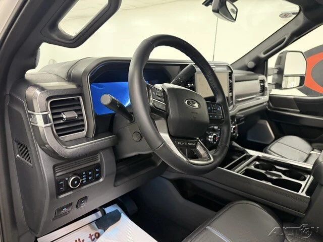 2025 Ford Super Duty 5th Gen - Image 11 of 12