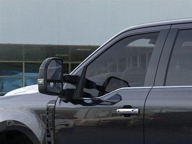 2025 Ford Super Duty 5th Gen - Image 20 of 21