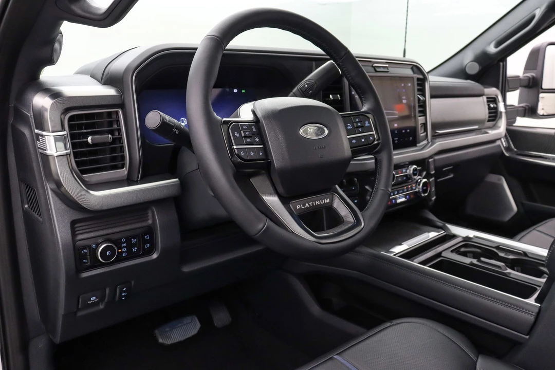 2025 Ford Super Duty 5th Gen - Image 16 of 21