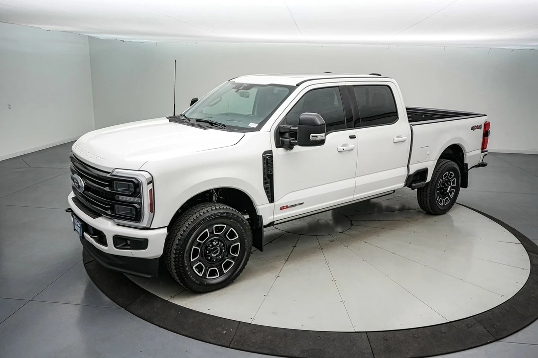 2025 Ford Super Duty 5th Gen - Image 10 of 21