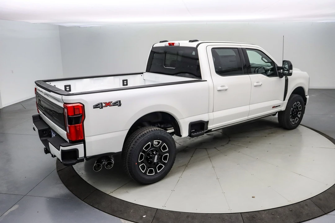 2025 Ford Super Duty 5th Gen - Image 5 of 21