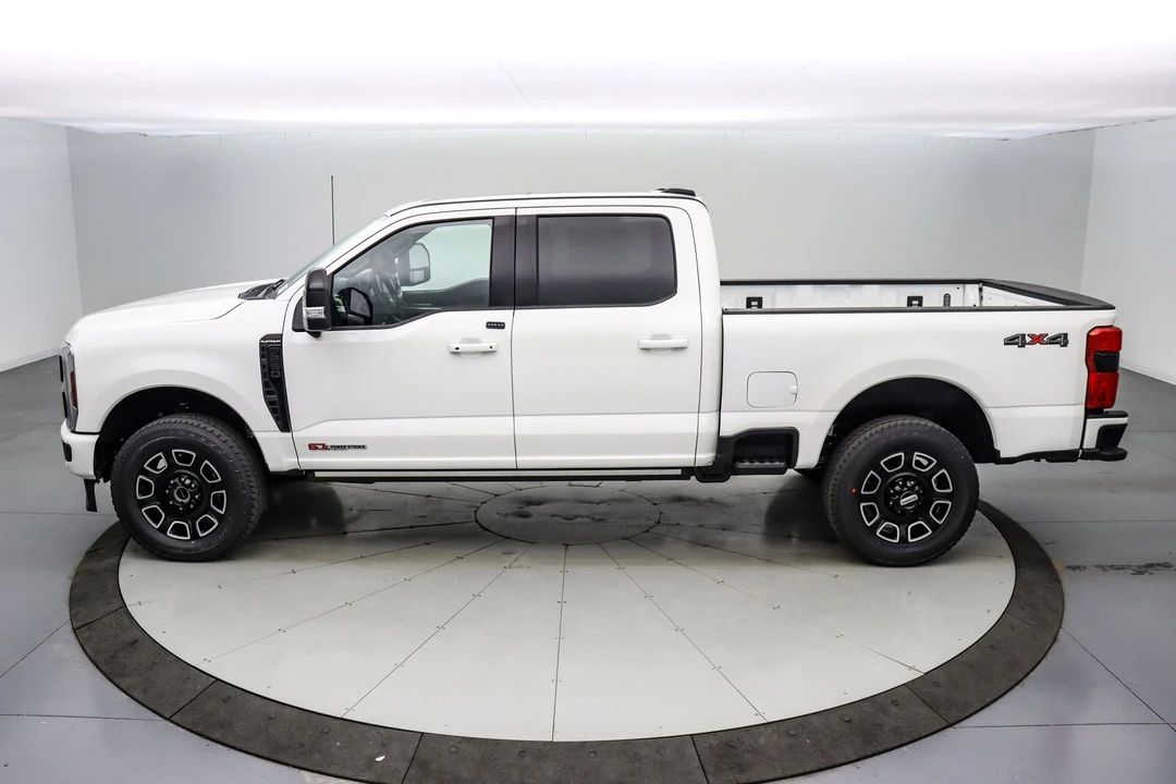 2025 Ford Super Duty 5th Gen - Image 9 of 21