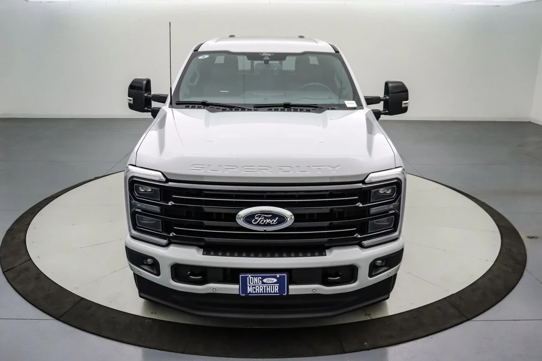 2025 Ford Super Duty 5th Gen - Image 11 of 21