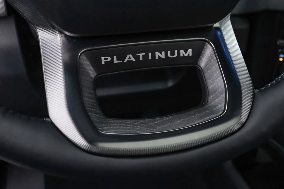 2025 Ford Super Duty 5th Gen - Image 19 of 21