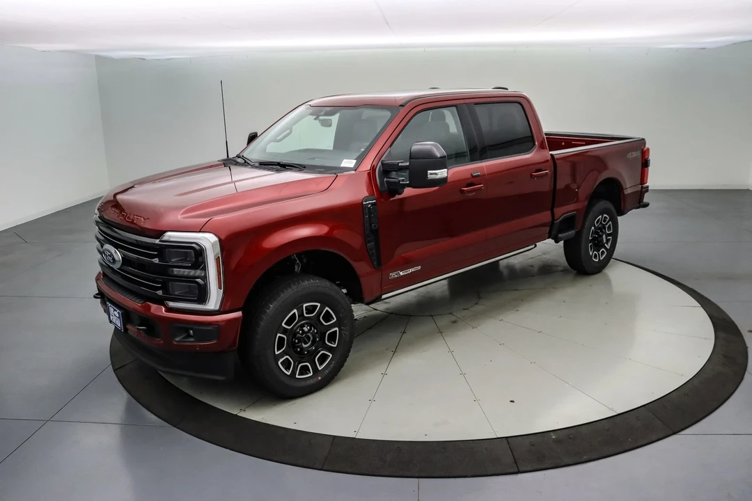 2025 Ford Super Duty 5th Gen - Image 10 of 21