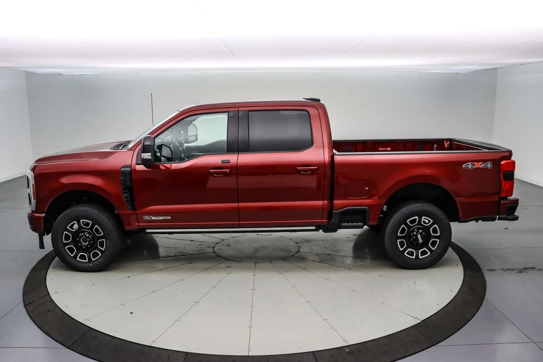 2025 Ford Super Duty 5th Gen - Image 9 of 21