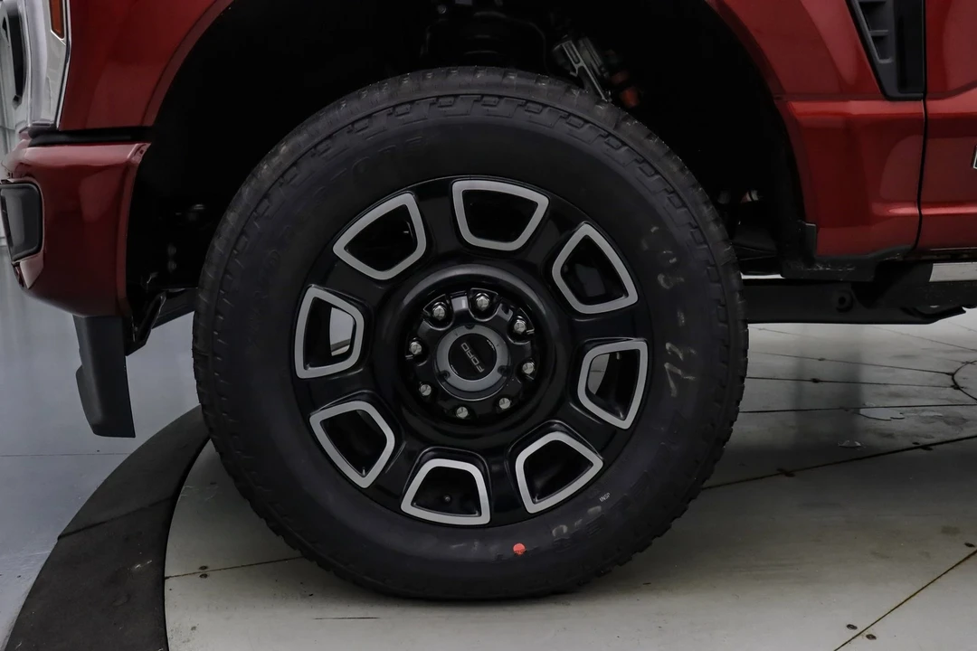 2025 Ford Super Duty 5th Gen - Image 12 of 21