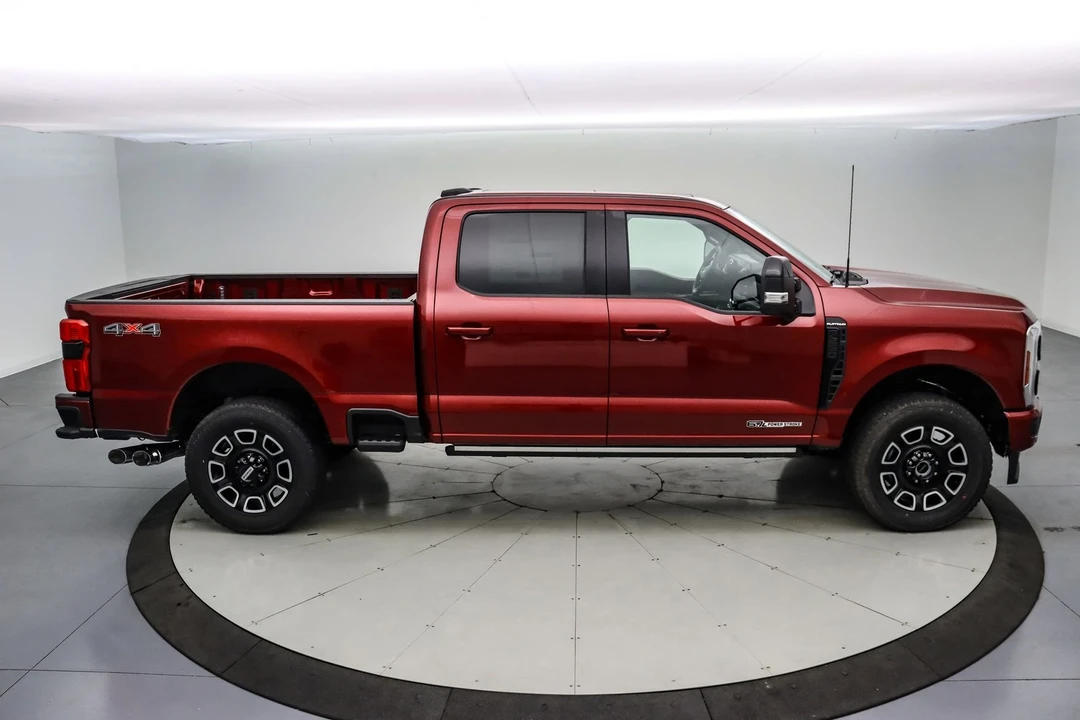 2025 Ford Super Duty 5th Gen - Image 4 of 21