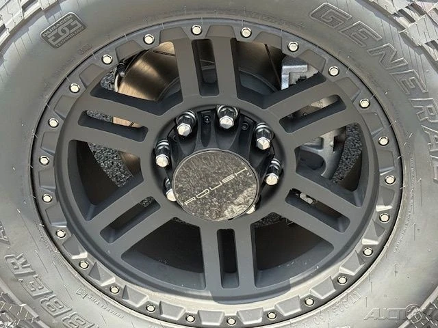 2025 Ford Super Duty 5th Gen - Image 11 of 12