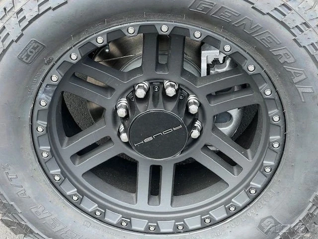 2025 Ford Super Duty 5th Gen - Image 11 of 12