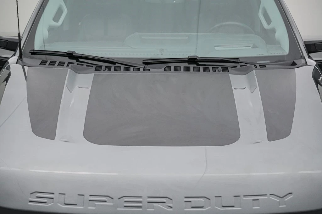 2025 Ford Super Duty 5th Gen - Image 14 of 21