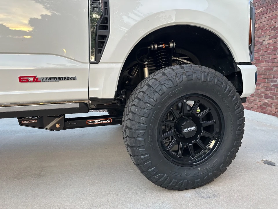 2025 Ford Super Duty 5th Gen - Image 6 of 21