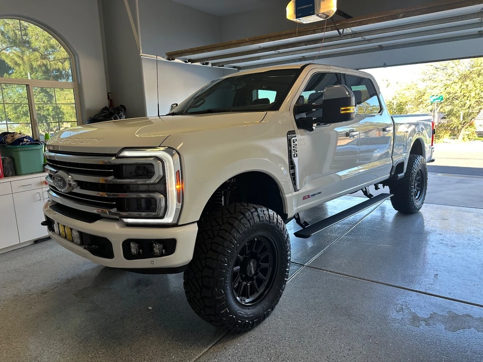 2025 Ford Super Duty 5th Gen - Image 21 of 21