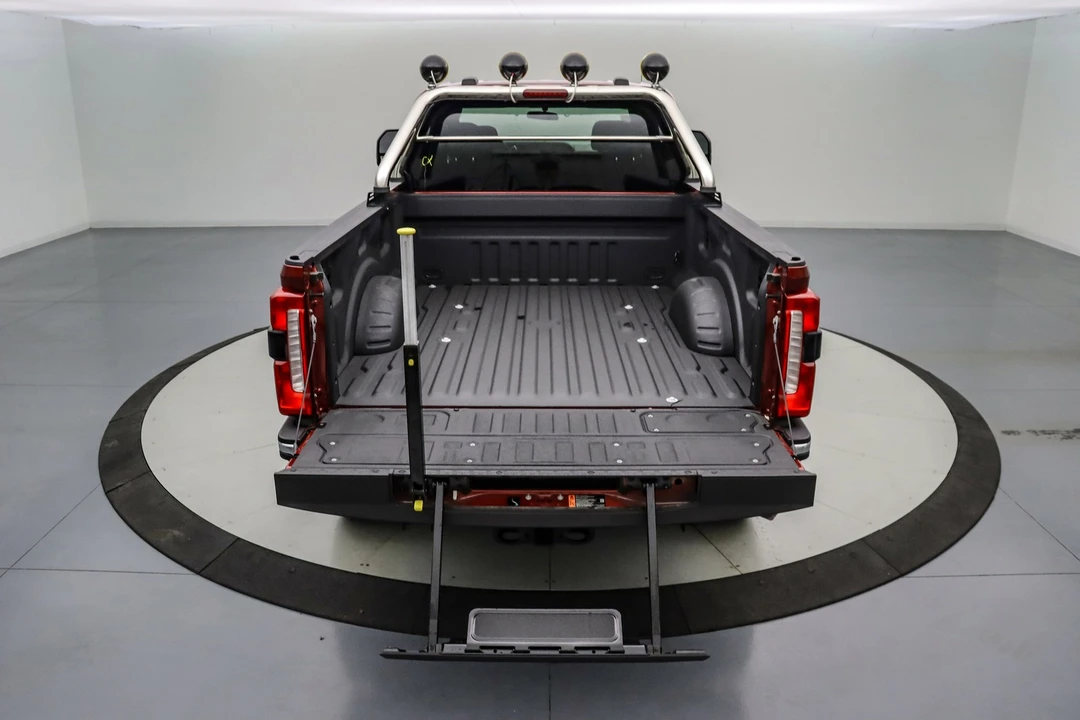 2025 Ford Super Duty 5th Gen - Image 8 of 21
