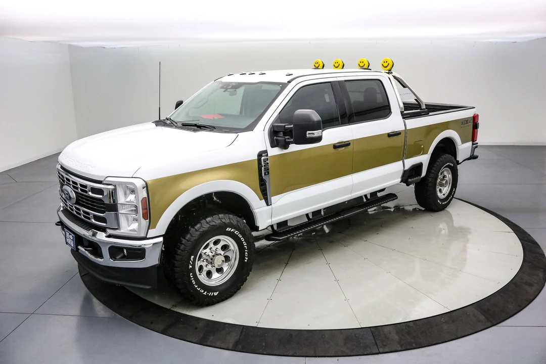 2025 Ford Super Duty 5th Gen - Image 10 of 21