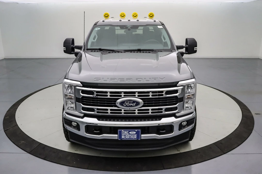 2025 Ford Super Duty 5th Gen - Image 12 of 21