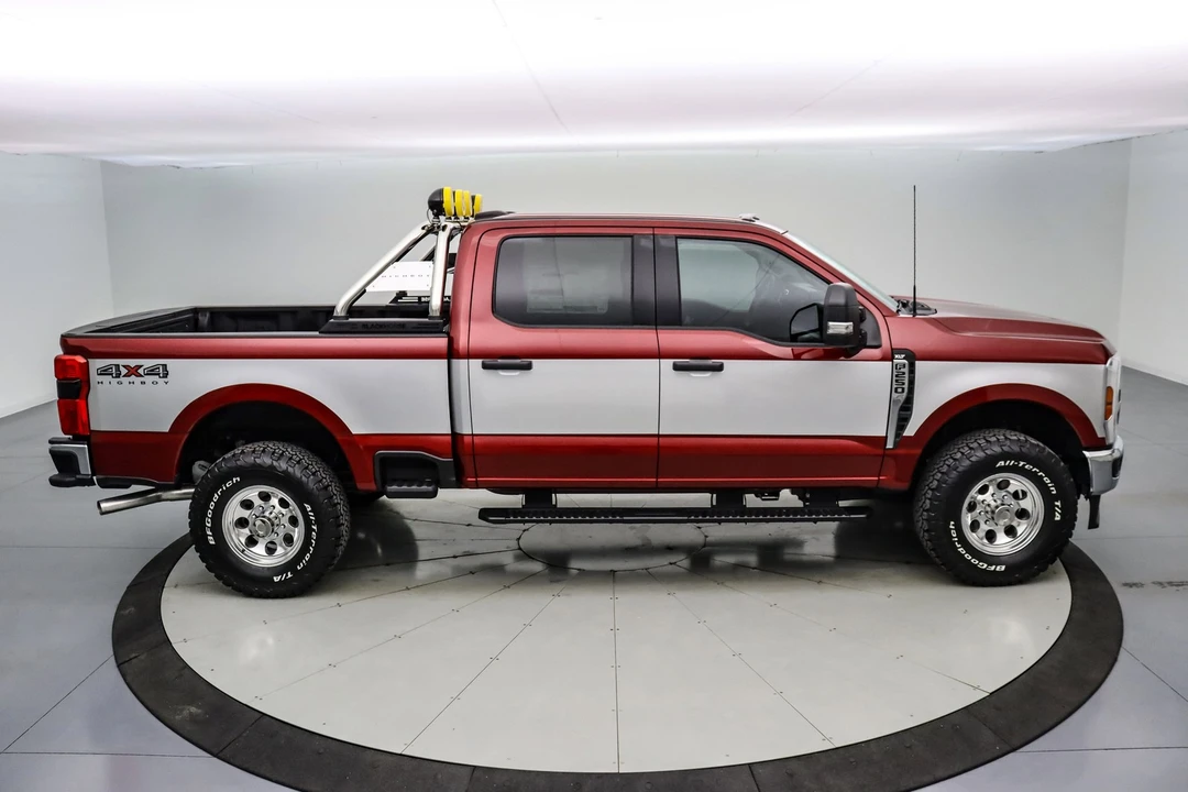 2025 Ford Super Duty 5th Gen - Image 5 of 21