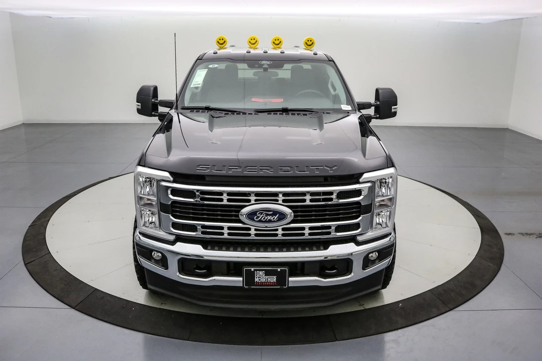 2025 Ford Super Duty 5th Gen - Image 12 of 21