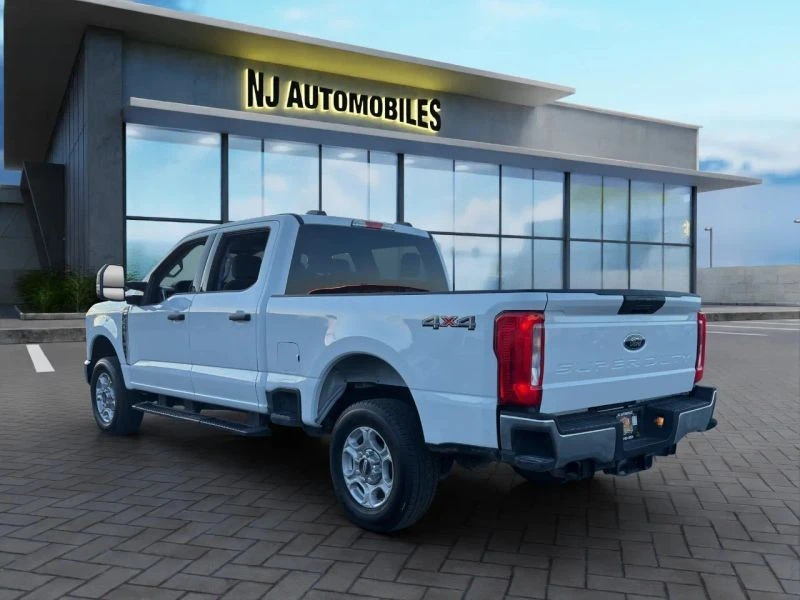 2025 Ford Super Duty 5th Gen - Image 5 of 12