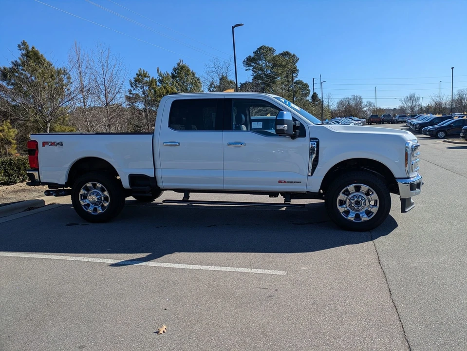 2025 Ford Super Duty 5th Gen - Image 3 of 12