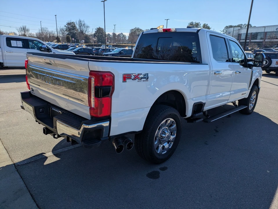 2025 Ford Super Duty 5th Gen - Image 4 of 12