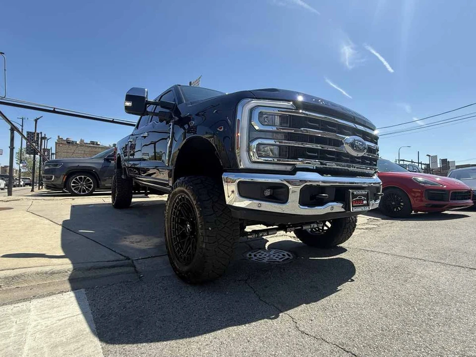 2025 Ford Super Duty 5th Gen - Image 23 of 31