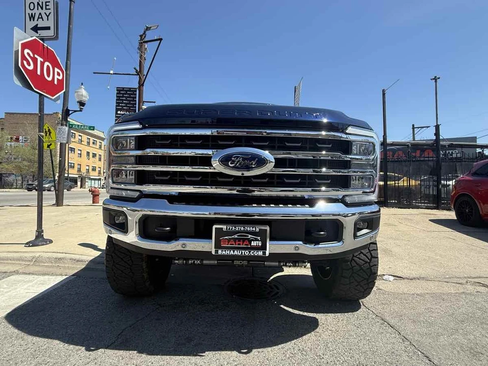 2025 Ford Super Duty 5th Gen - Image 25 of 31