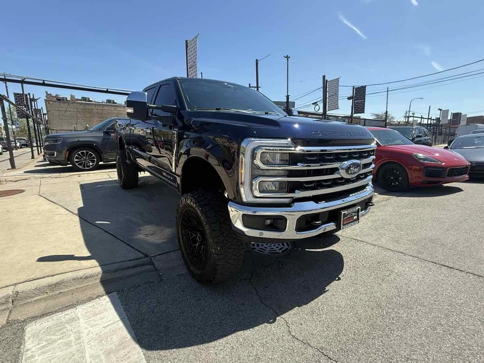2025 Ford Super Duty 5th Gen - Image 22 of 31