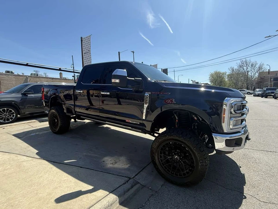 2025 Ford Super Duty 5th Gen - Image 21 of 31