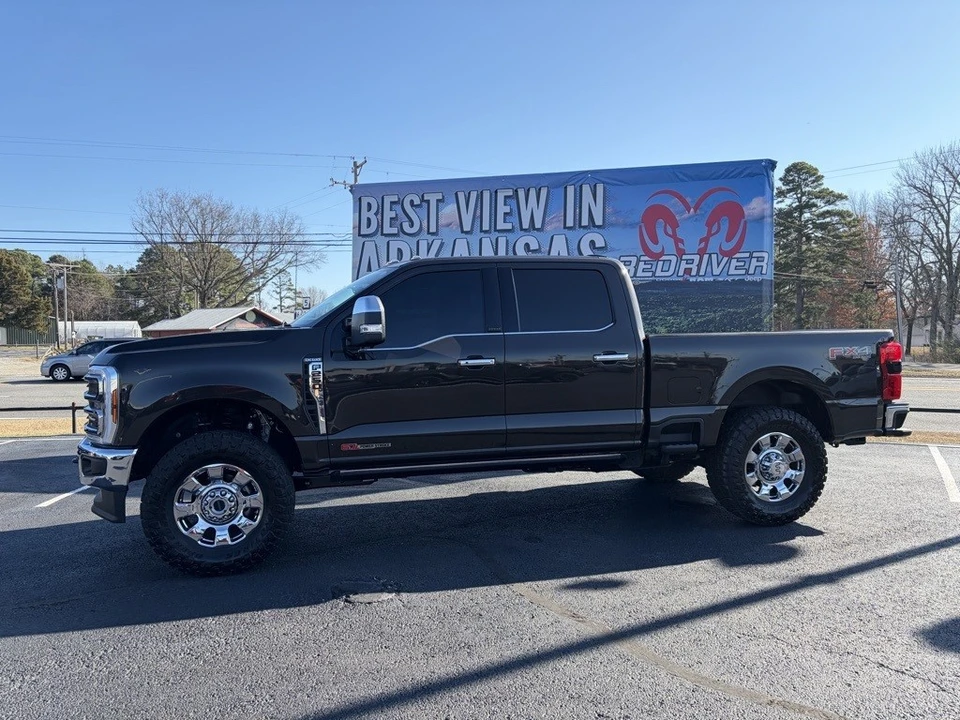 2025 Ford Super Duty 5th Gen - Image 5 of 12