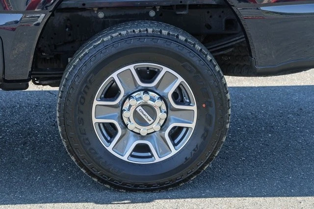 2025 Ford Super Duty 5th Gen - Image 10 of 31