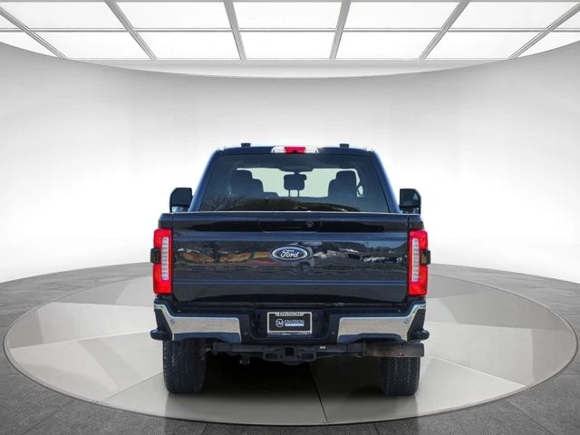 2025 Ford Super Duty 5th Gen - Image 3 of 31