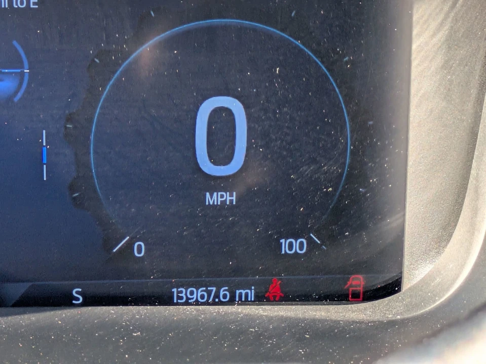 2025 Ford Super Duty 5th Gen - Image 22 of 31