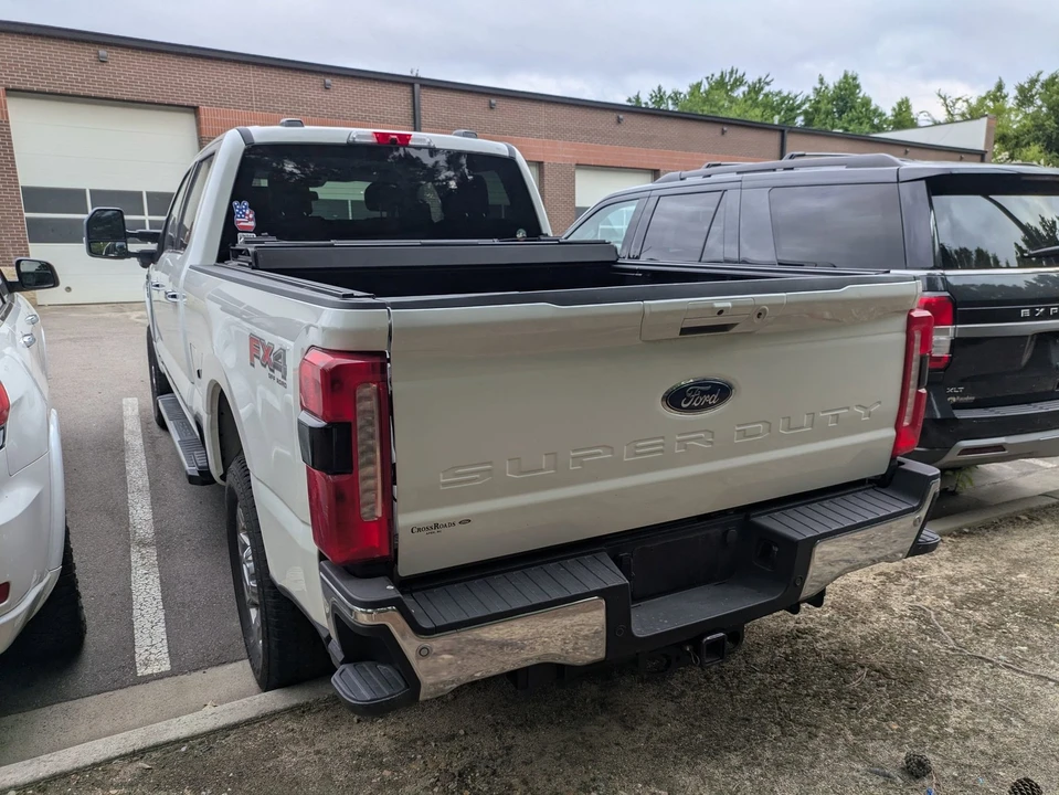 2025 Ford Super Duty 5th Gen - Image 7 of 8