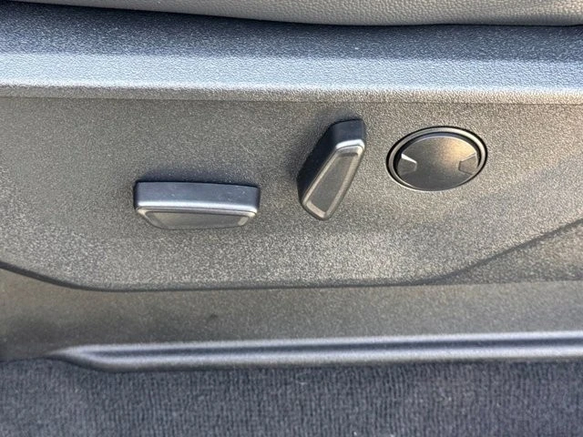 2025 Ford Super Duty 5th Gen - Image 18 of 21