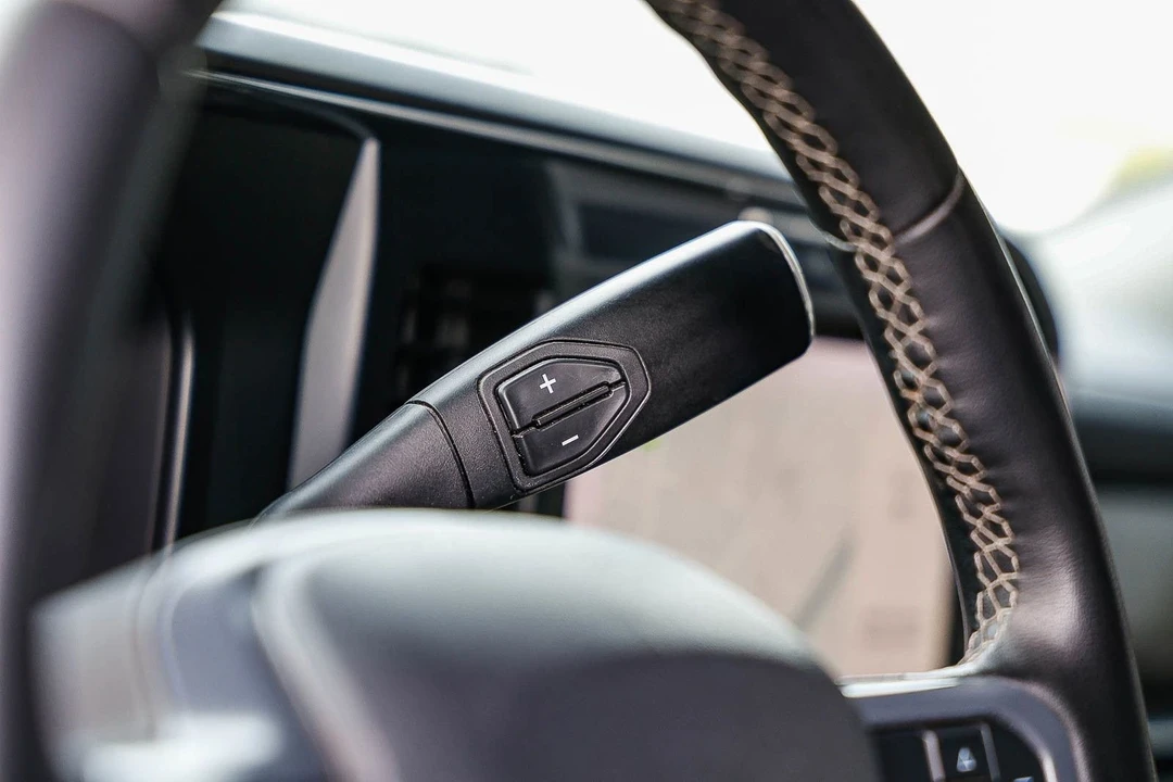 2025 Ford Super Duty 5th Gen - Image 20 of 31