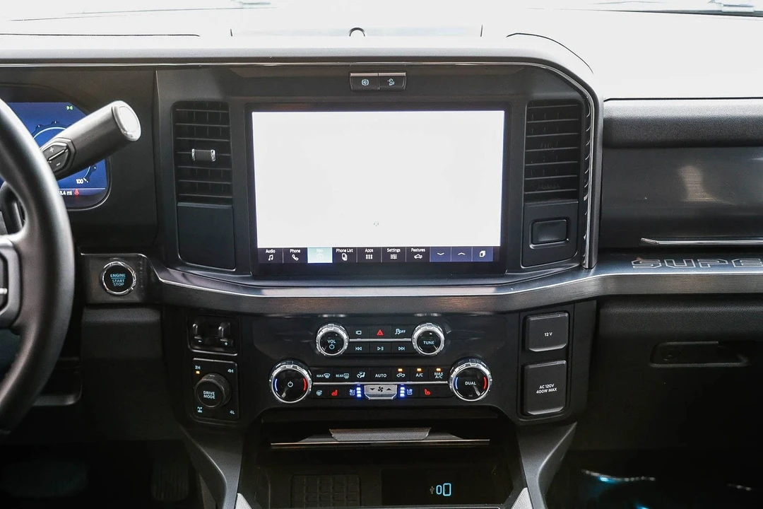 2025 Ford Super Duty 5th Gen - Image 11 of 31