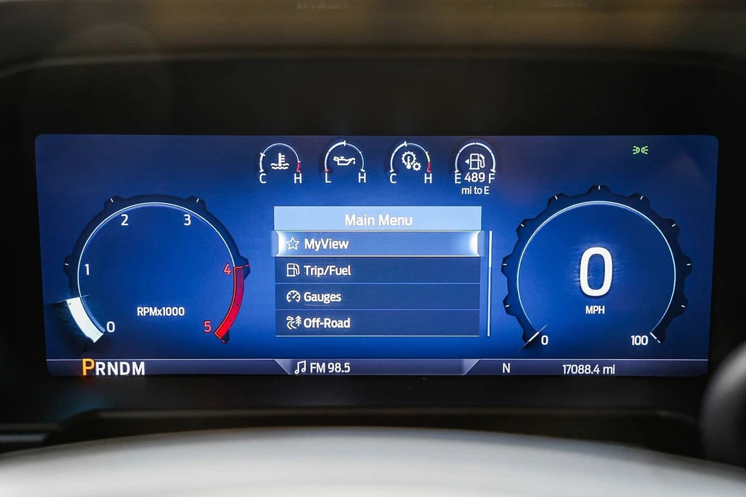 2025 Ford Super Duty 5th Gen - Image 23 of 31