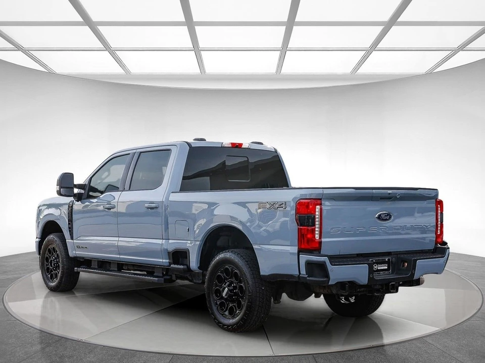 2025 Ford Super Duty 5th Gen - Image 2 of 31