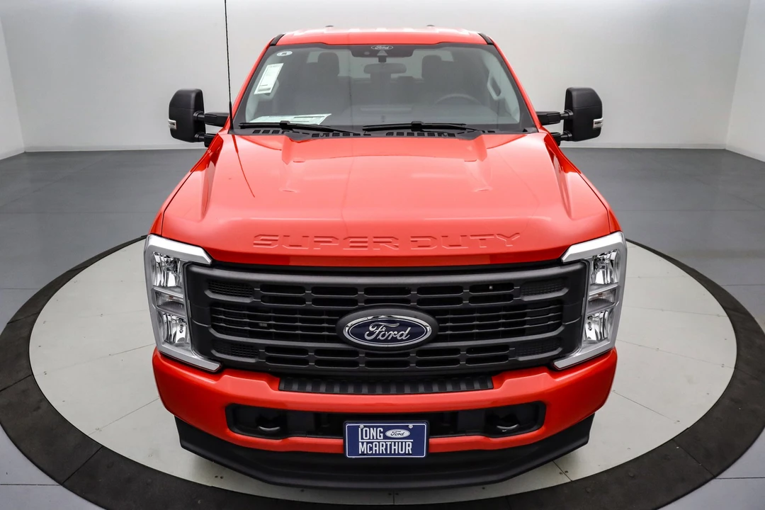 2025 Ford Super Duty 5th Gen - Image 12 of 21