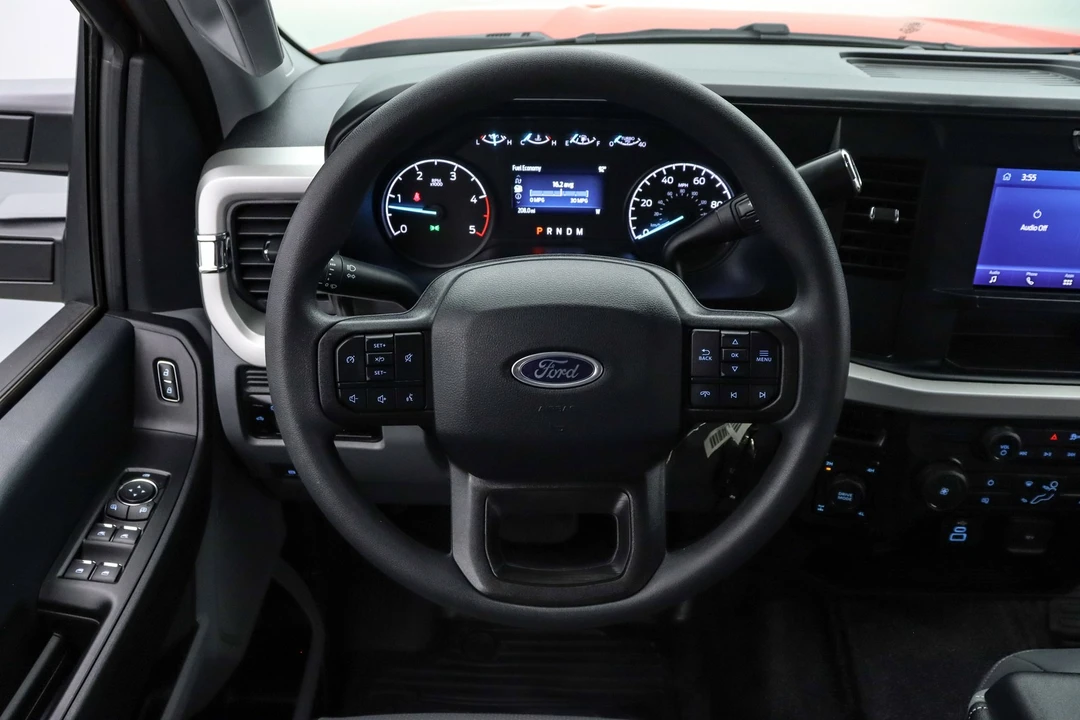 2025 Ford Super Duty 5th Gen - Image 17 of 21