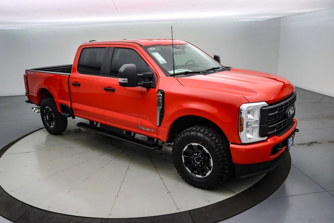 2025 Ford Super Duty 5th Gen - Image 4 of 21