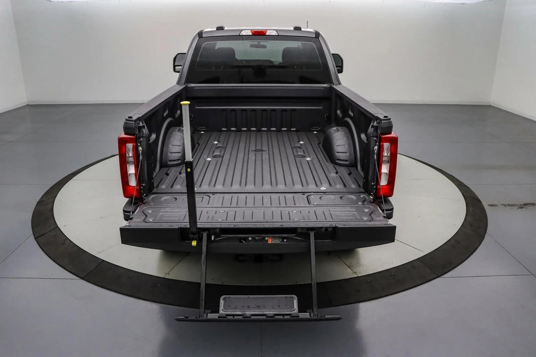 2025 Ford Super Duty 5th Gen - Image 8 of 21