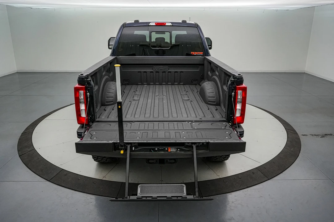 2025 Ford Super Duty 5th Gen - Image 8 of 21